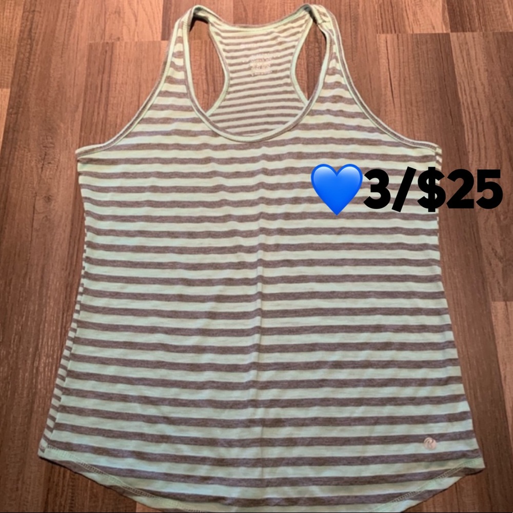 💙Bally’s Total Fitness Tank (L)